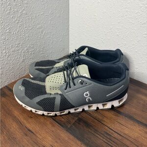 On Running Men's Black and Gray Athletic Shoes